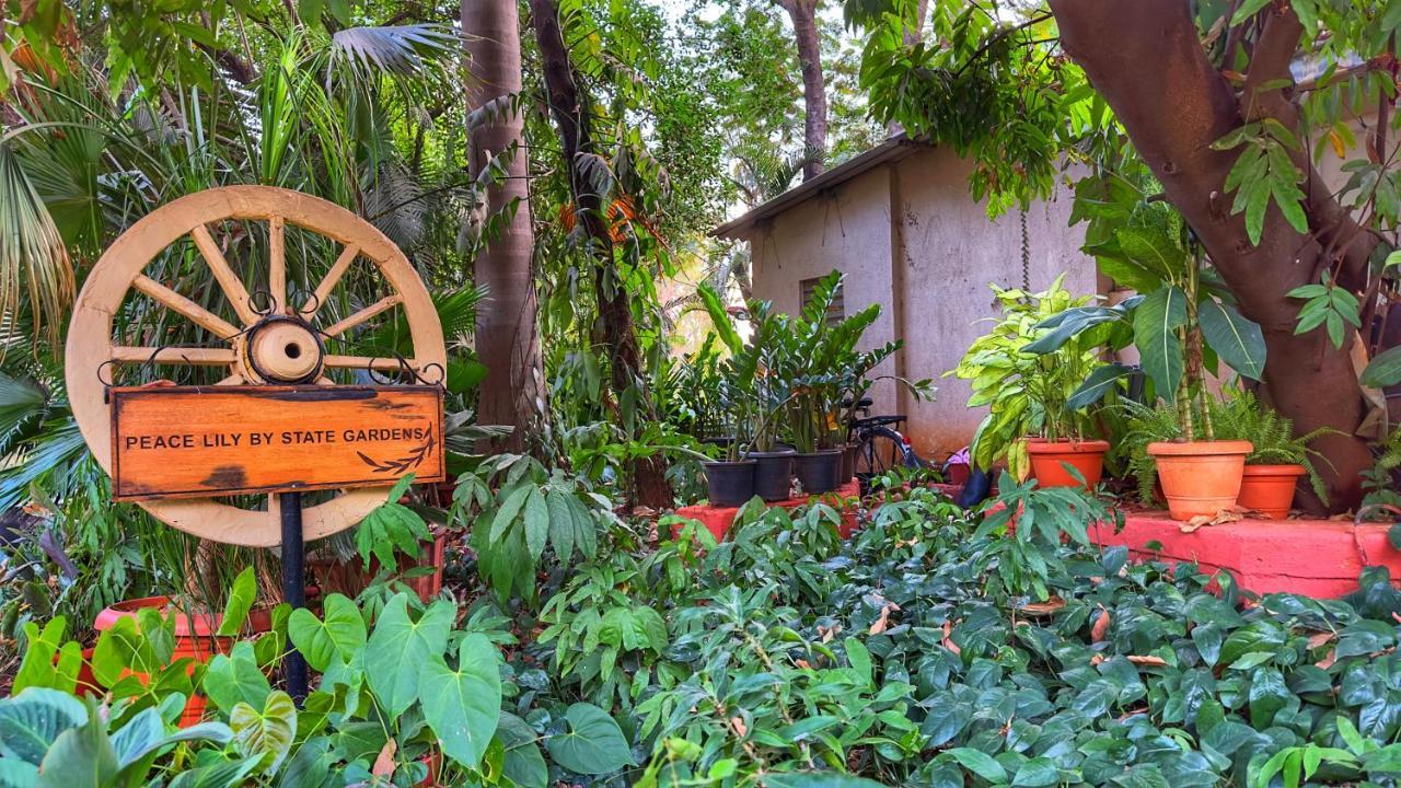 Peace Lily Cottage Карджат Екстериор снимка