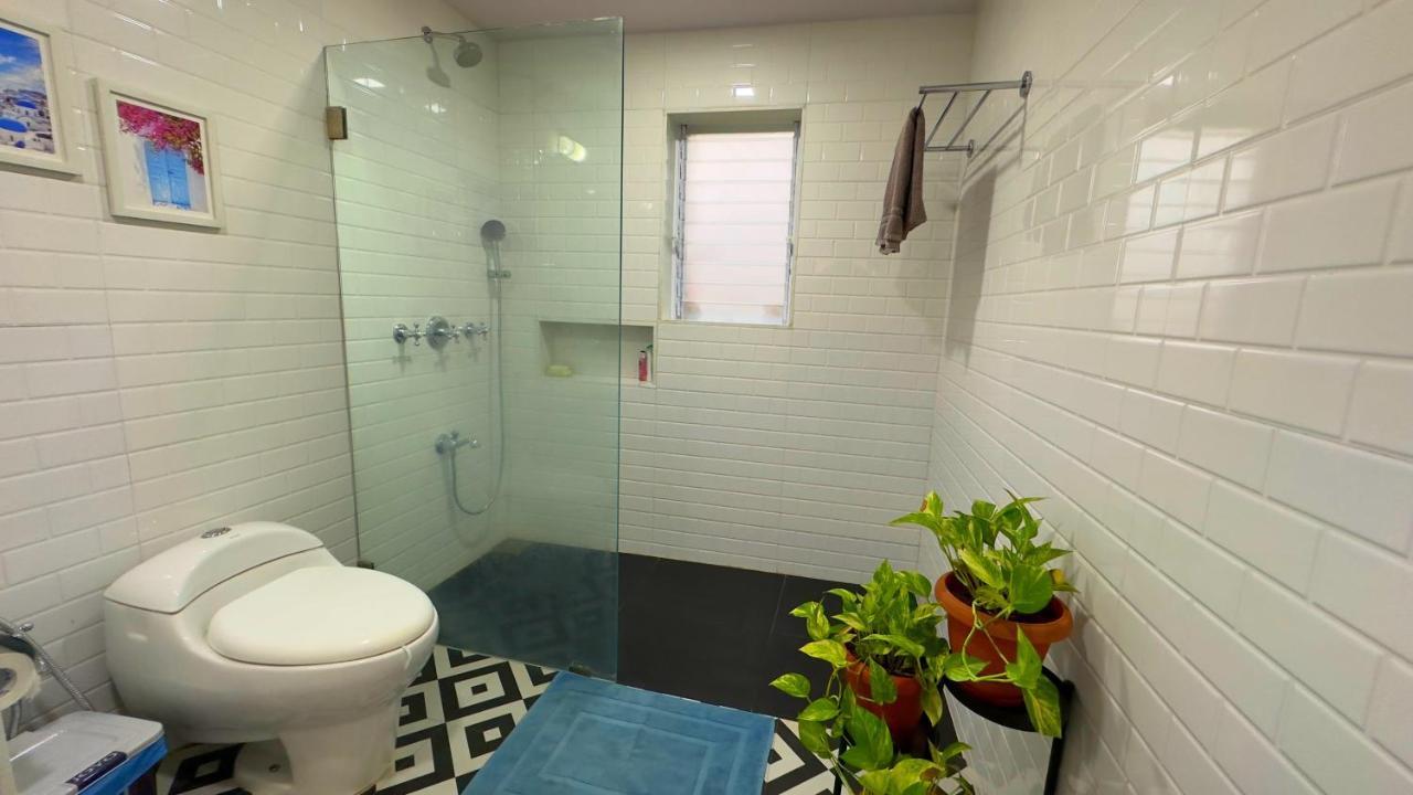 Peace Lily Cottage Карджат Екстериор снимка